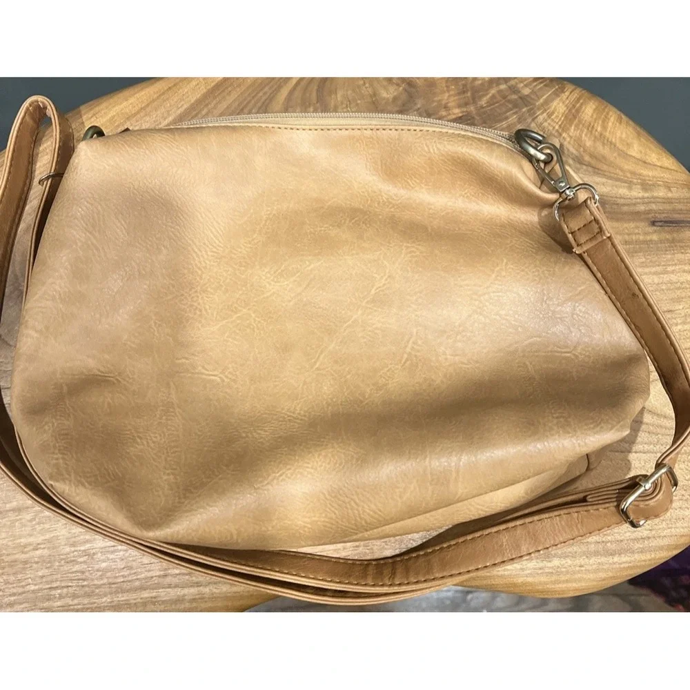 Tan Faux Leather Crossbody Bag Chevron Lining Adjustable Strap Brown Messenger